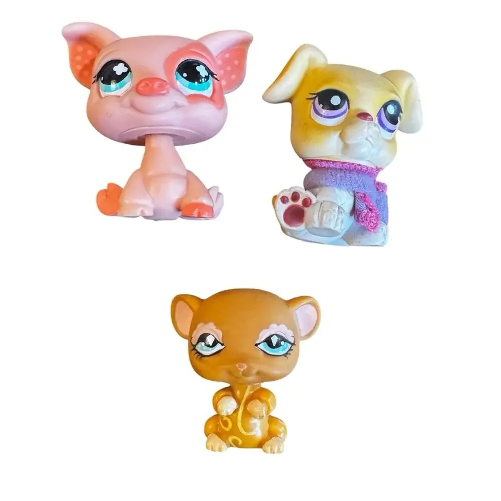 Littlest Pet Shop 11 Assorted Pets With Several Accessories Collector